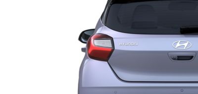 Die hinteren Kombileuchten des Hyundai i10.