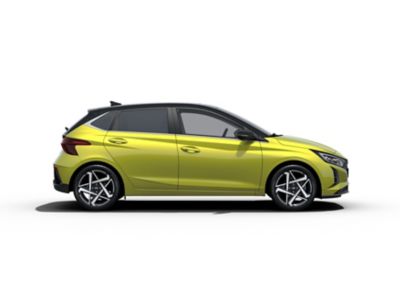 Der Hyundai i20 in der Seitenansicht, die sein dynamisches Profil hervorhebt.